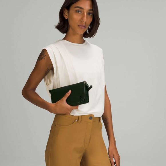 Wallet Clutch Crossbody - Picture 3 of 5